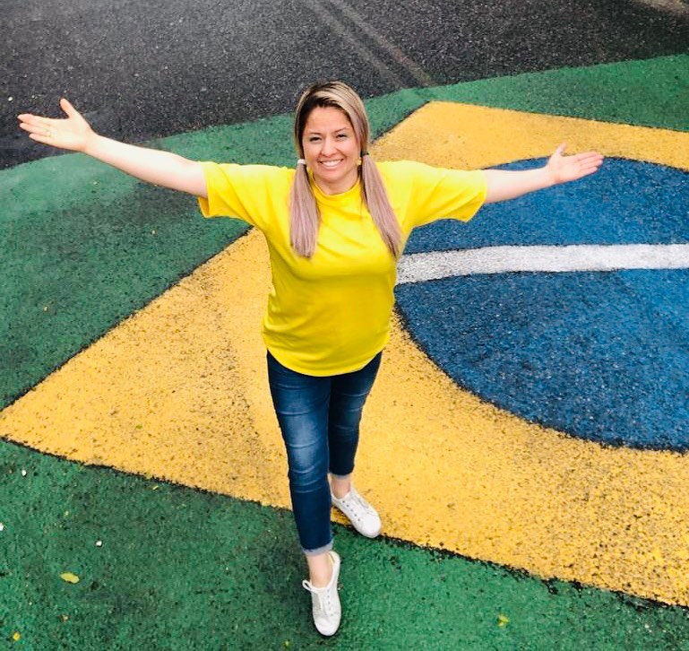 Mônica Amaral – Brasil